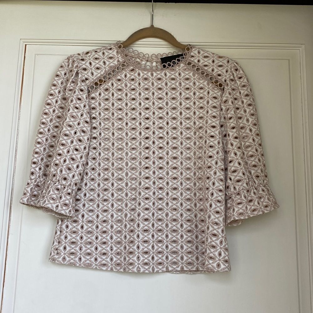 NEW Without Tag Cotton Blend Eyelet Puff Sleeve Blouse